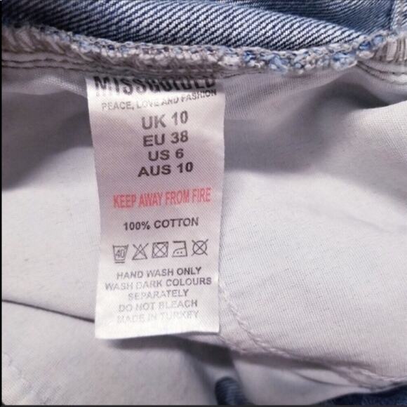 Missguided High Rise Destroyed Ripped Jeans - Picture 4 of 8